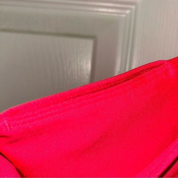 Under Armour Pull On Athletic Athleisure Wear Bike Shorts - Picture 3 of 5